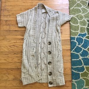 Long knit sweater-short sleeves